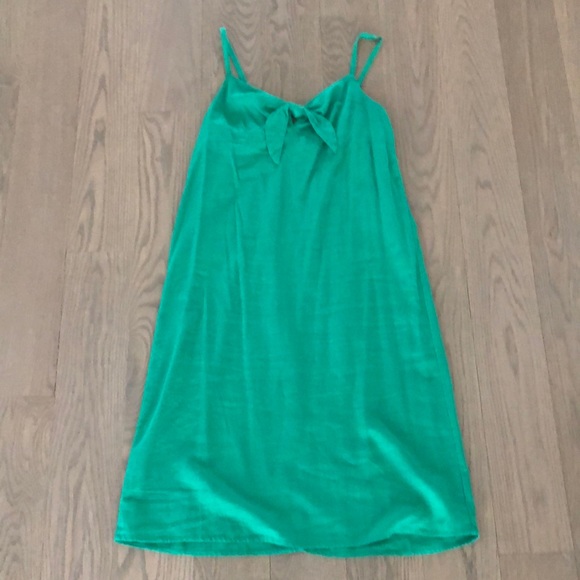 Linen green midi dress - Picture 2 of 3